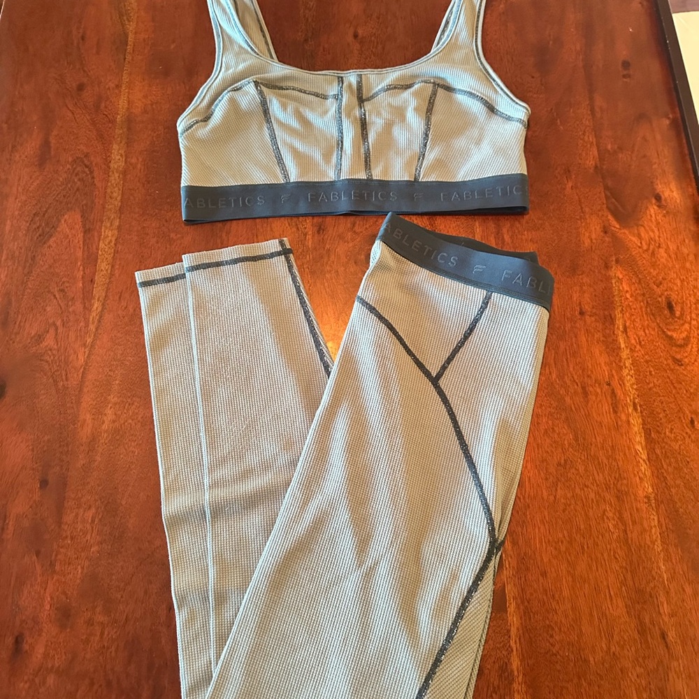 Fabletics Waffle Set - Picture 4 of 10